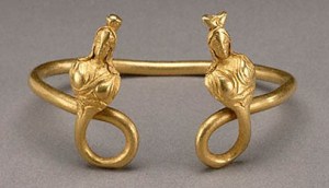 A Hellenistic bracelet with two busts of Isis, made in Egypt